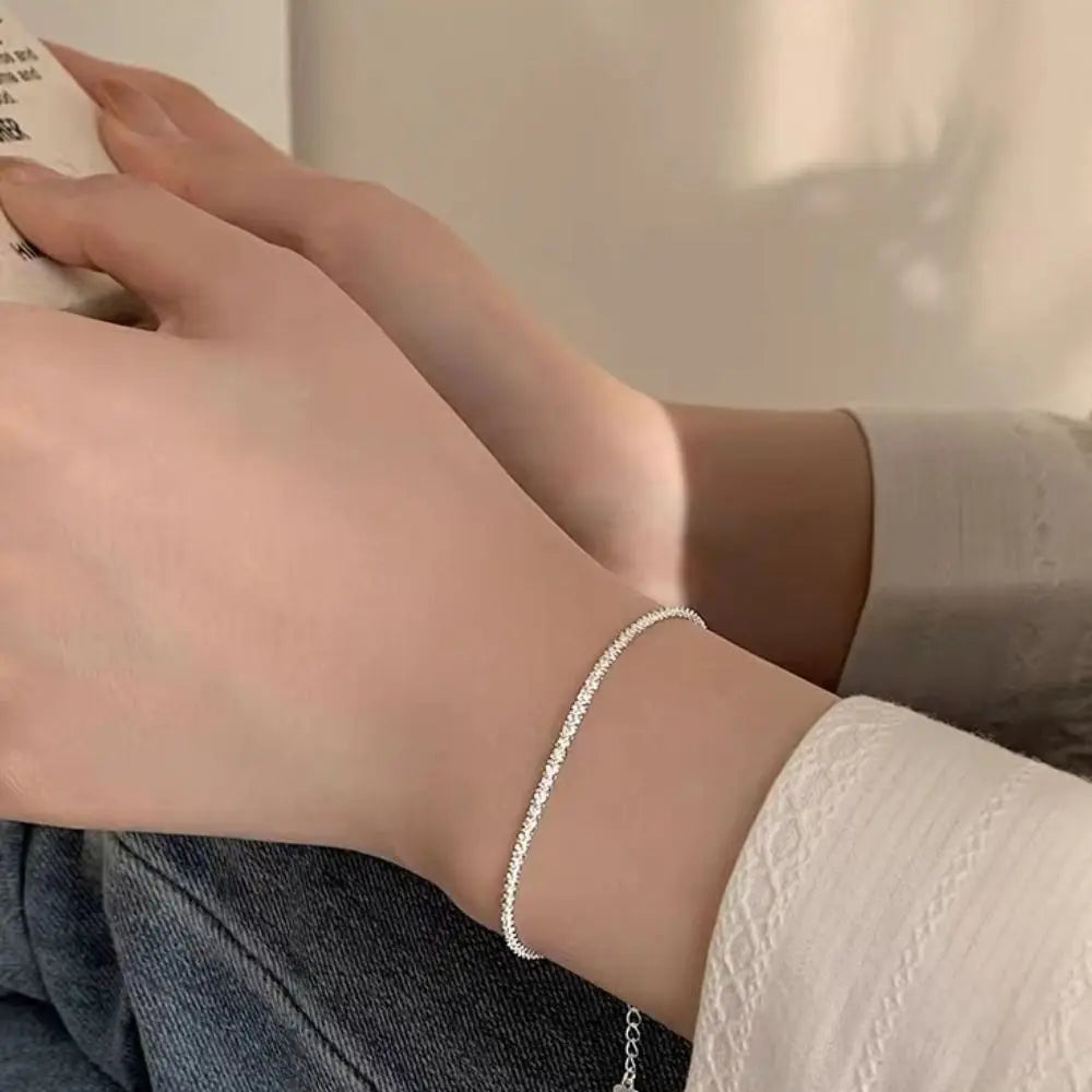 Fashion Elegant Simple Metal Bracelet Silver Geometry Thin Chain Bracelet Hand Jewelry Adjustable Shining Bracelet Gift