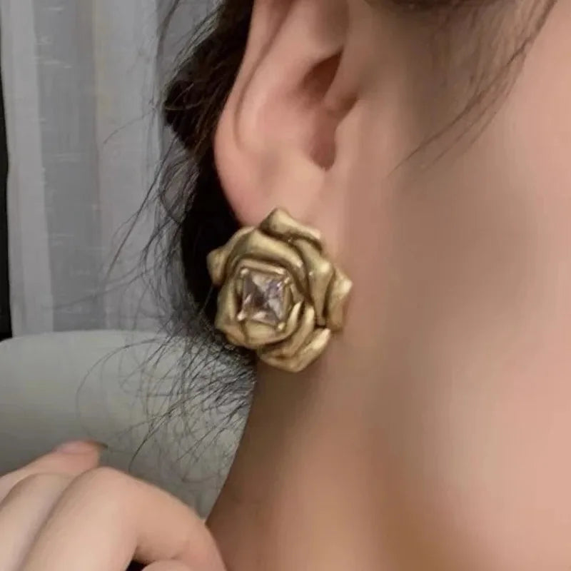 Trendy Jewelry Elegant Temperament Metal Flower Earrings For Women Female Gifts Delicate Design Ear Accessories Hot Selling