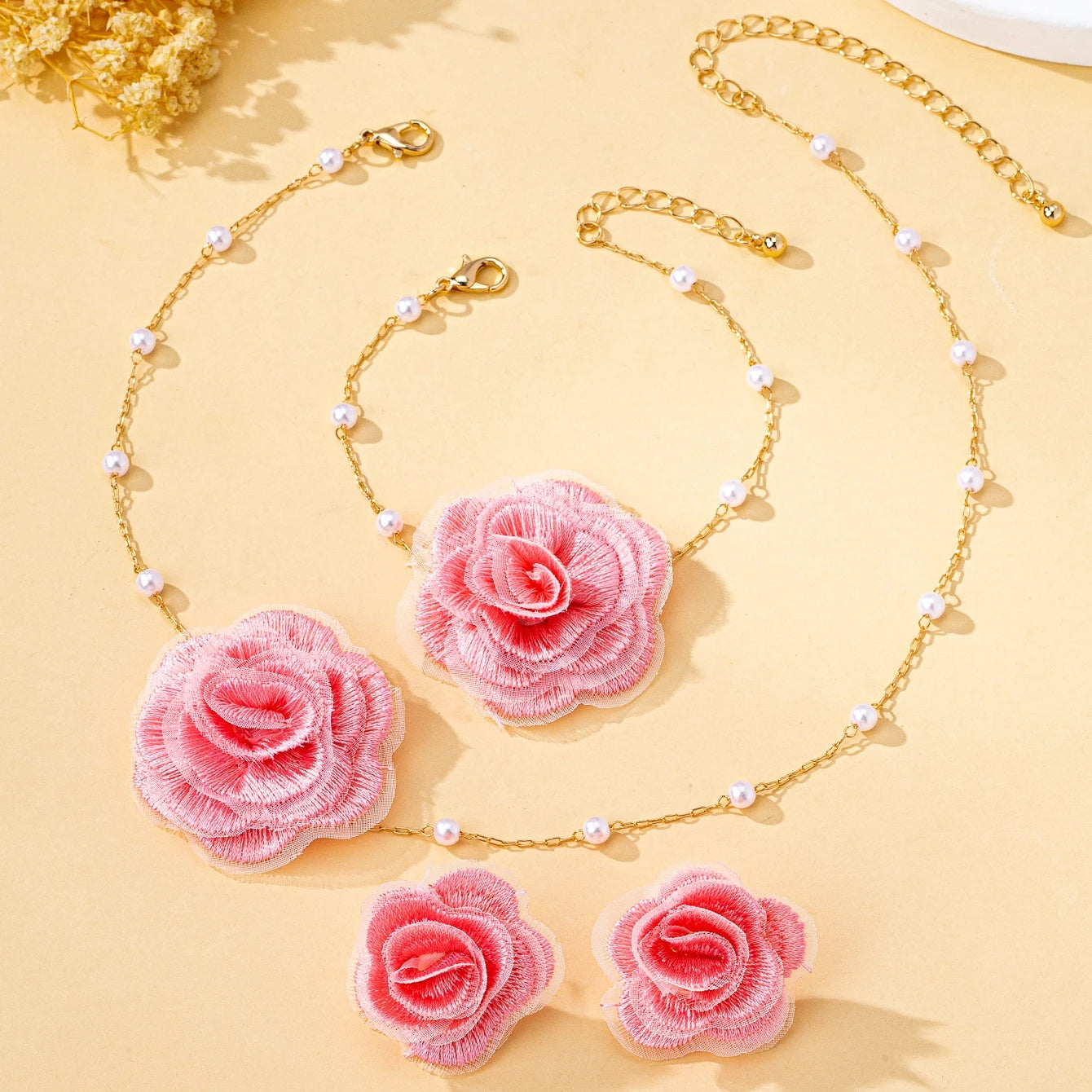 Women Jewelry Set Elegant Fabric Flower Imitation Pearl Necklace Bracelet Stud Earrings Bohemian Jewelry for Daily and Holiday Wear