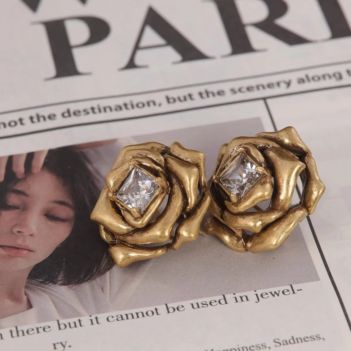 Trendy Jewelry Elegant Temperament Metal Flower Earrings For Women Female Gifts Delicate Design Ear Accessories Hot Selling