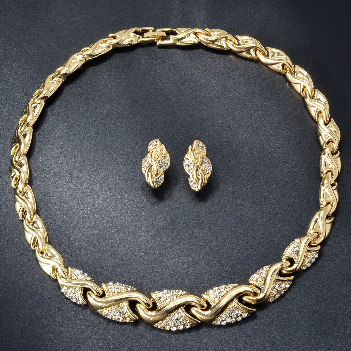 Dubai 18K Gold Plated Jewelry Set Women Luxurious Necklace Earrings Bracelet Ring 4pcs Bride Wedding Party Jewelry Set Gift