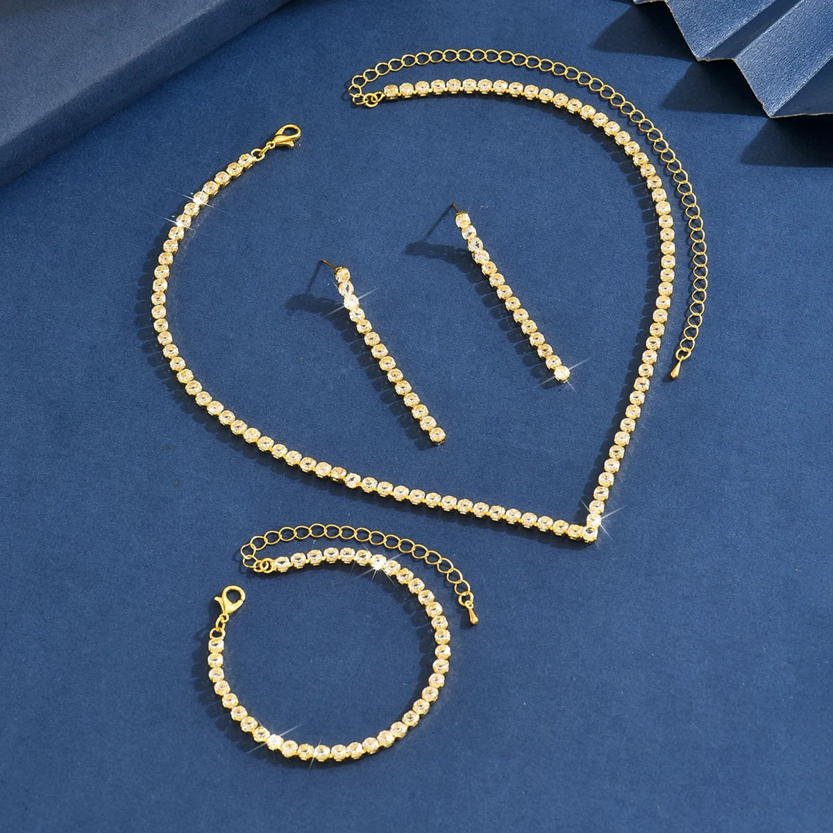 Women's Jewelry Set zircon Copper Alloy Chain Necklace Earrings Bracelet Casual Accessories for Weddings Parties Holidays