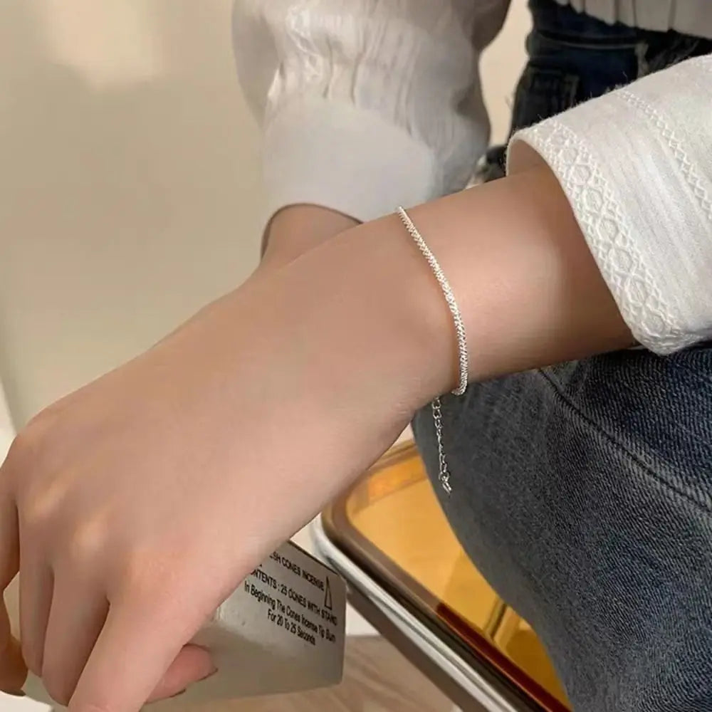 Fashion Elegant Simple Metal Bracelet Silver Geometry Thin Chain Bracelet Hand Jewelry Adjustable Shining Bracelet Gift