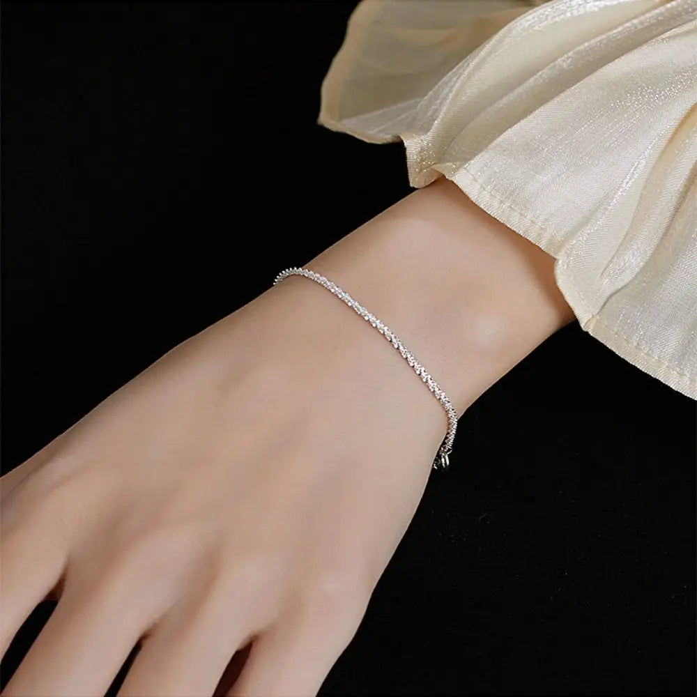 Fashion Elegant Simple Metal Bracelet Silver Geometry Thin Chain Bracelet Hand Jewelry Adjustable Shining Bracelet Gift